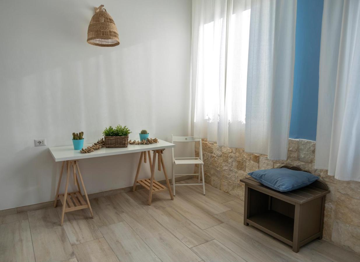 Torrelama Room & Breakfast Trani Exterior photo