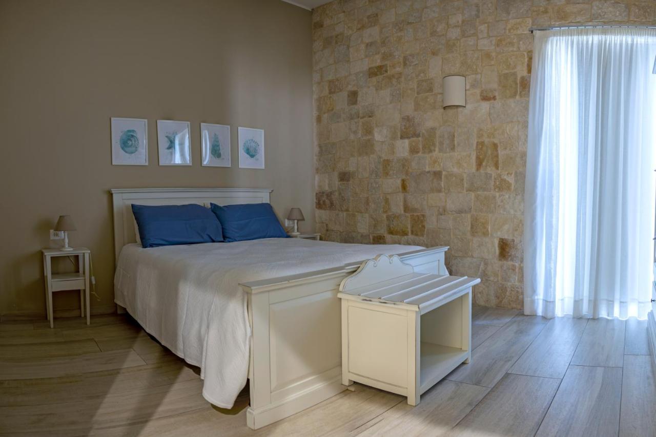 Torrelama Room & Breakfast Trani Exterior photo