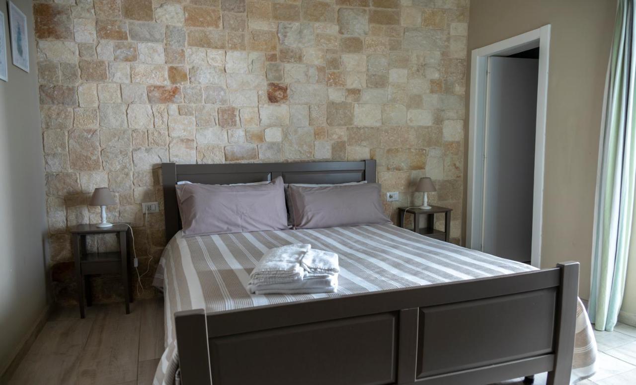 Torrelama Room & Breakfast Trani Exterior photo