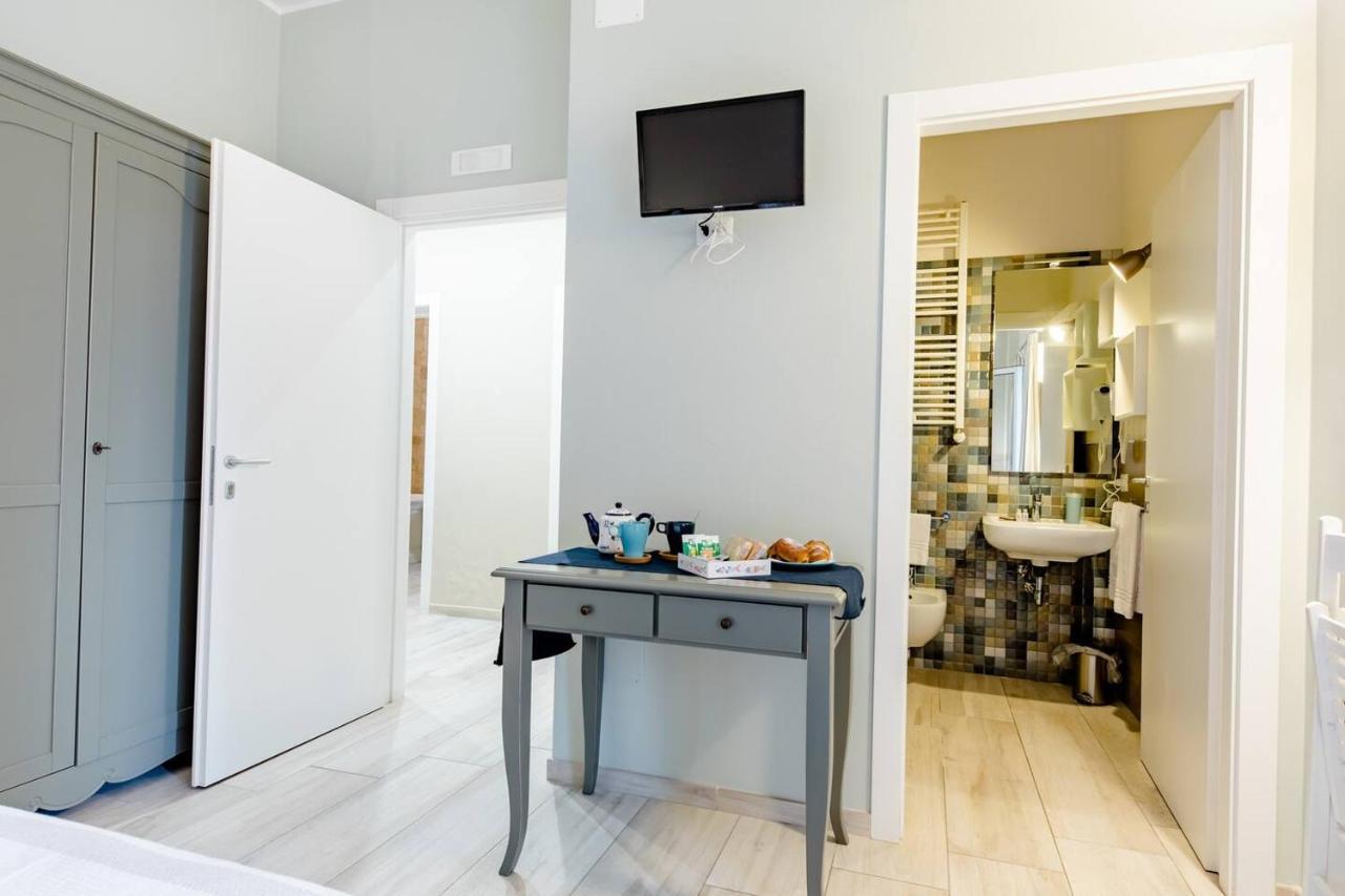 Torrelama Room & Breakfast Trani Exterior photo