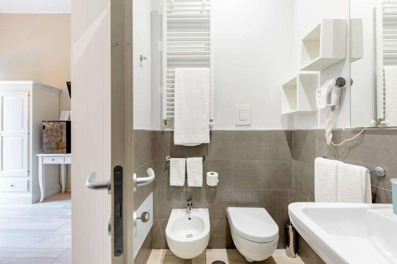 Torrelama Room & Breakfast Trani Exterior photo